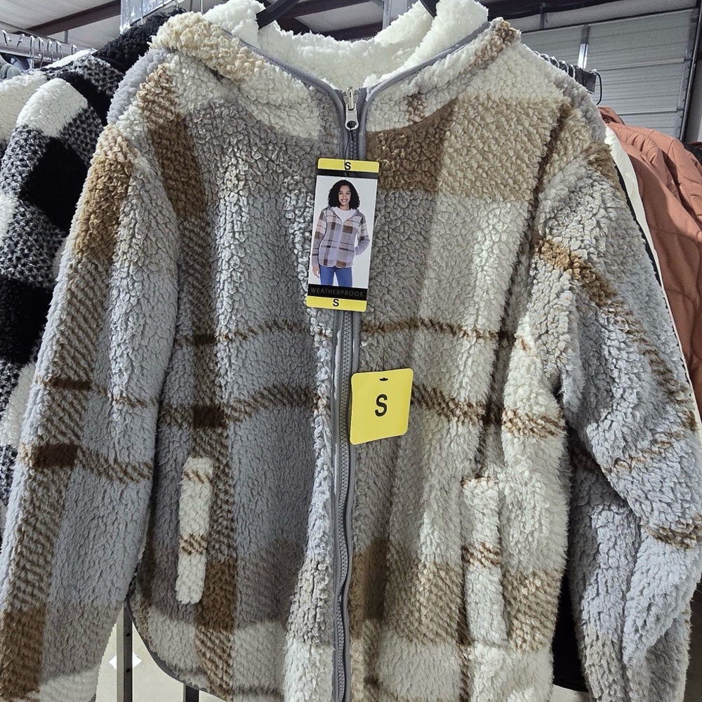 Weatherproof women’s Plaid Sherpa Jacket - Gray and Brown